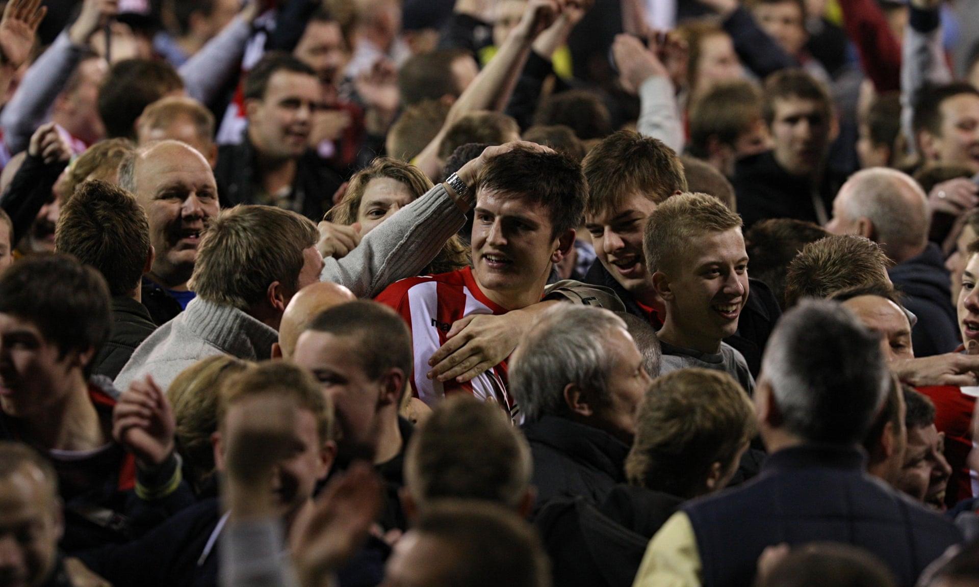 边路传中和 边路传中和