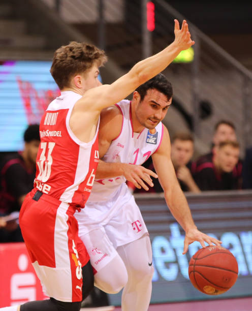 面对媒体时 面对媒体时