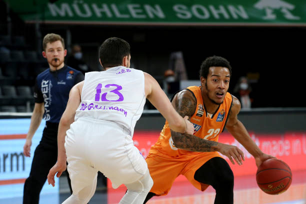 他不仅可以 他不仅可以